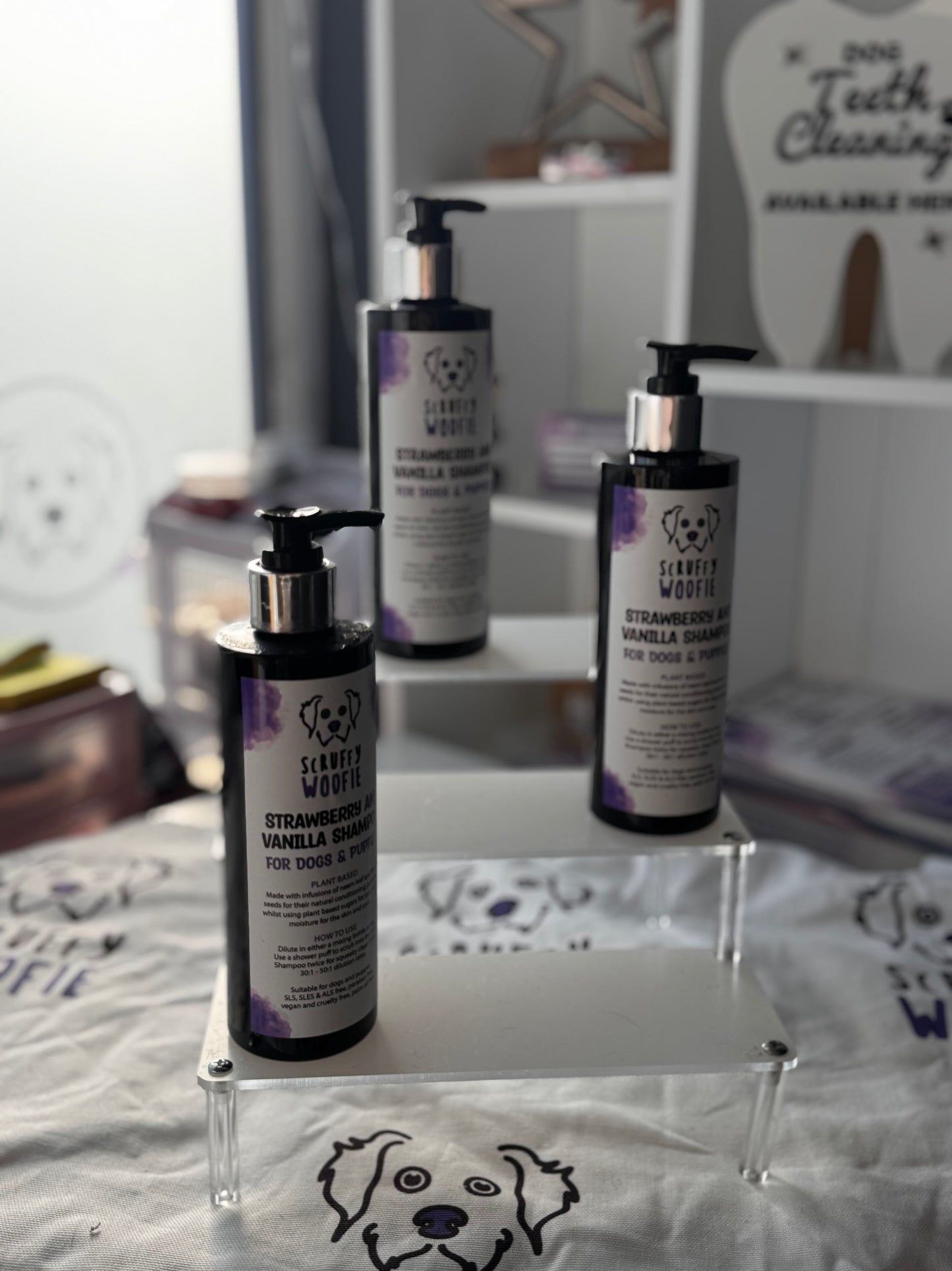 Strawberry and vanilla shampoo 250ml