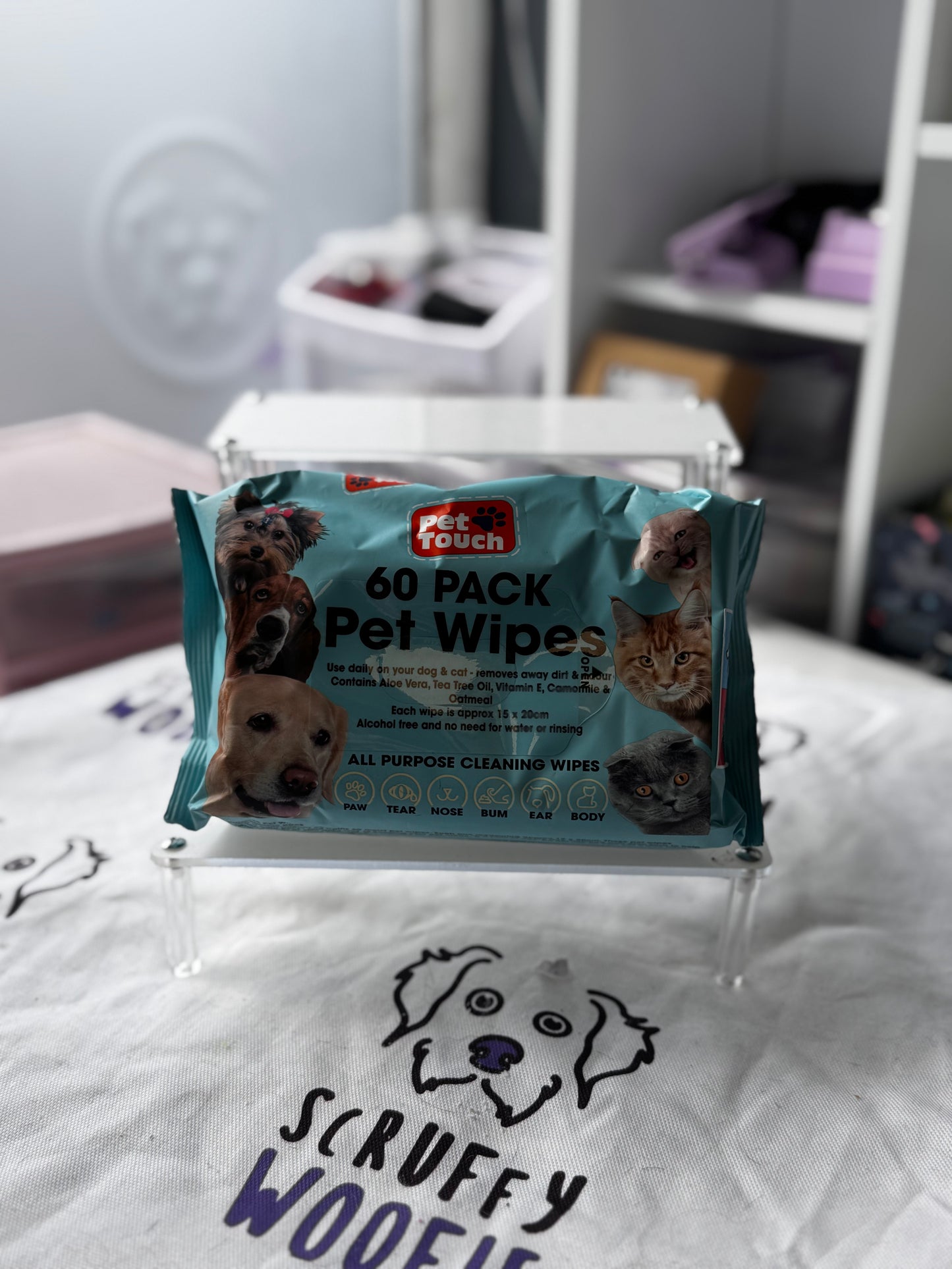 Dog wipes